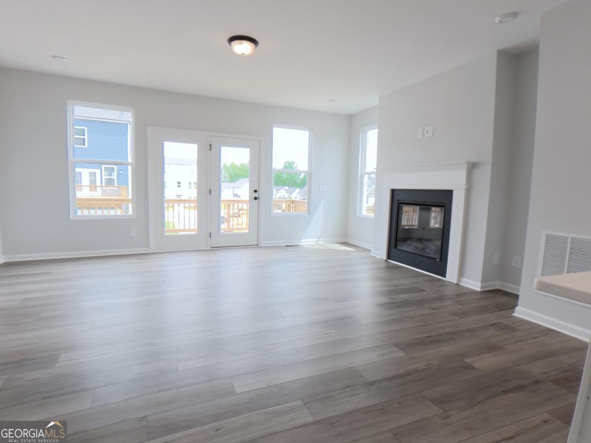 2923 Beaconwood Court Property Photo 3