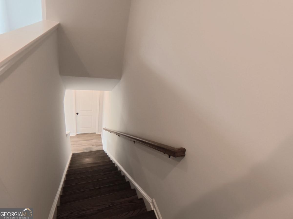 2923 Beaconwood Court Property Photo 10