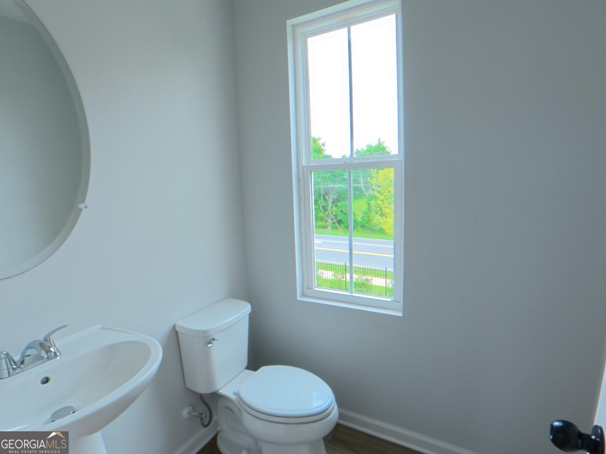 2923 Beaconwood Court Property Photo 16