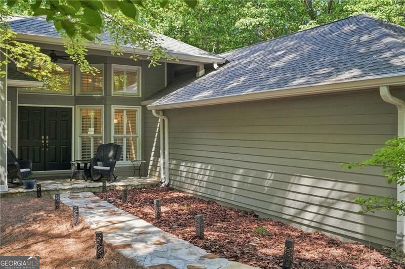 523 Cherokee Trail Property Photo 2