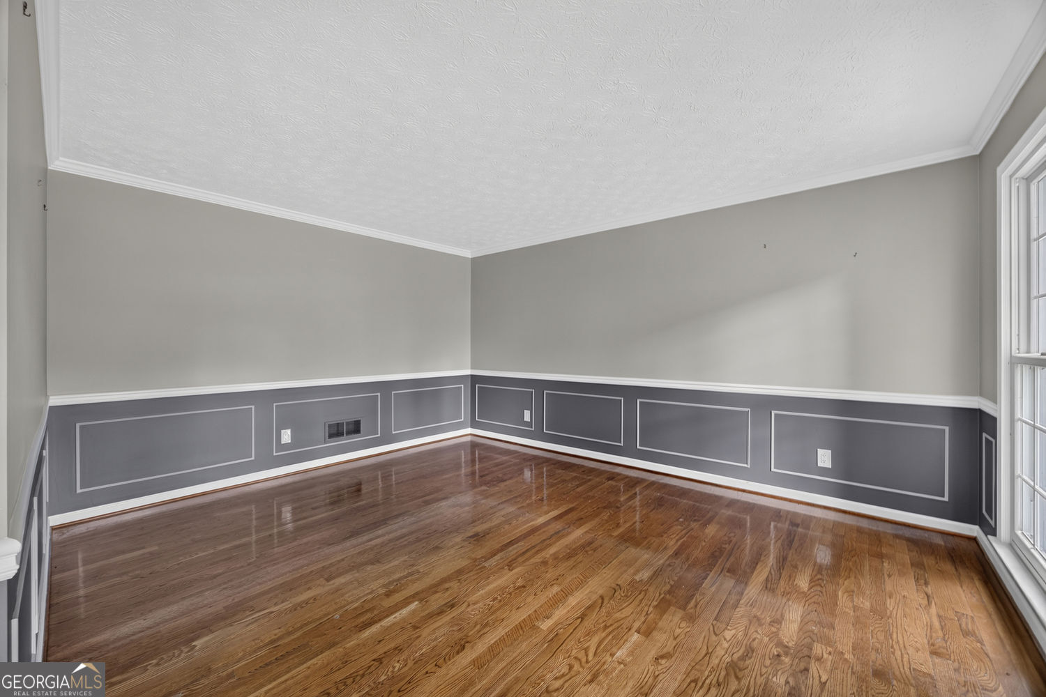 1364 Bywood Court Property Photo 8