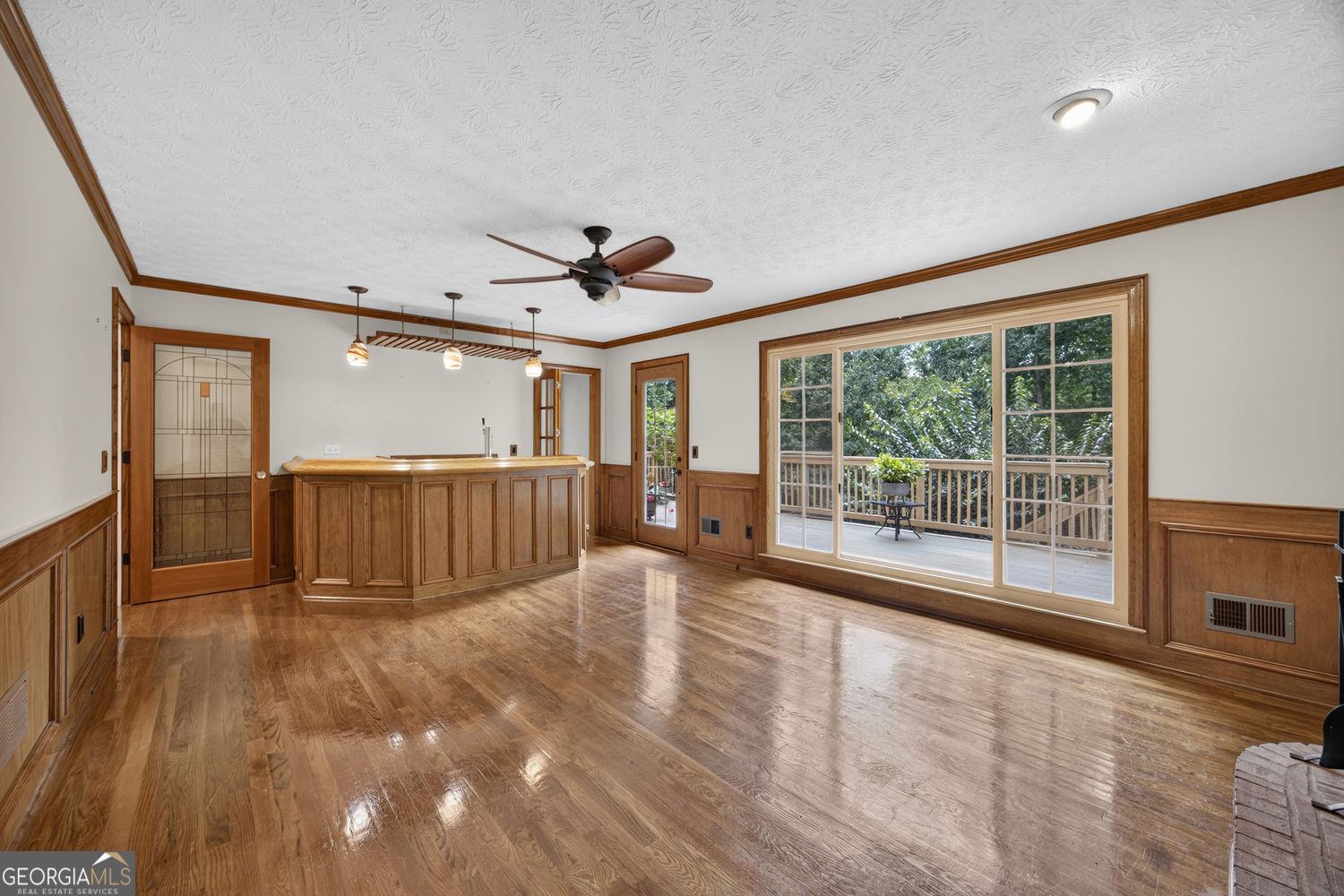 1364 Bywood Court Property Photo 13