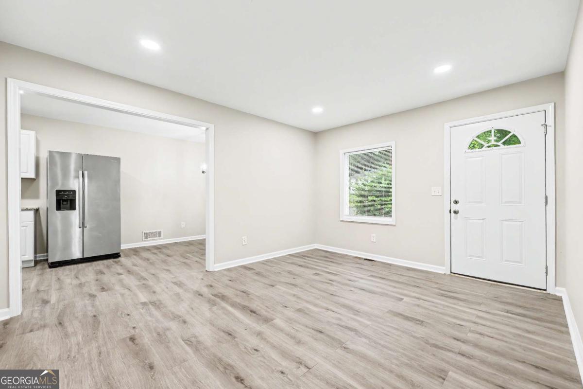 2823 Marco Drive Nw Property Photo 4