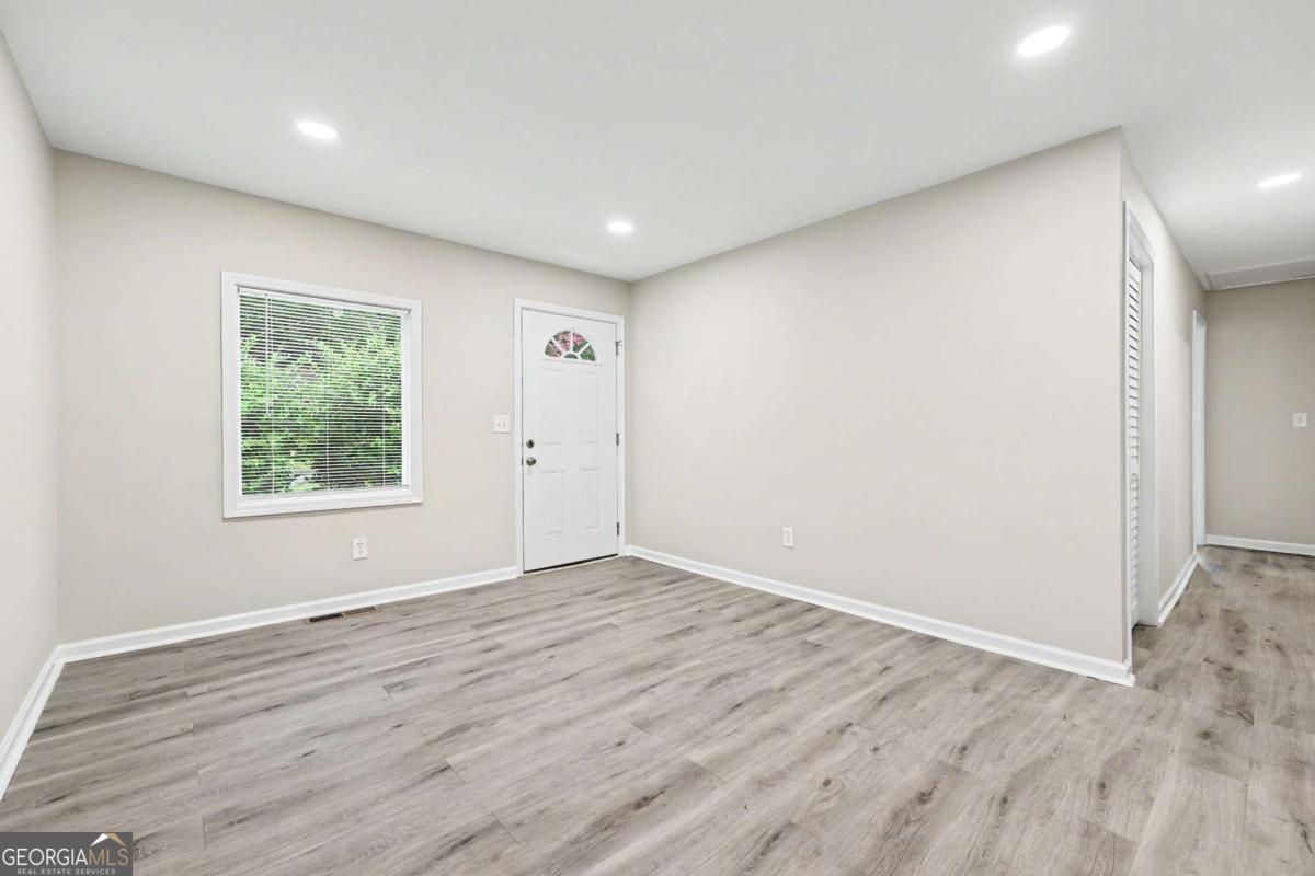 2823 Marco Drive Nw Property Photo 5