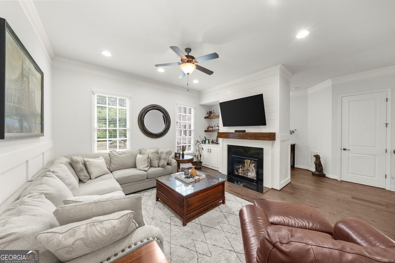 410 Rose Garden Lane Property Photo 10