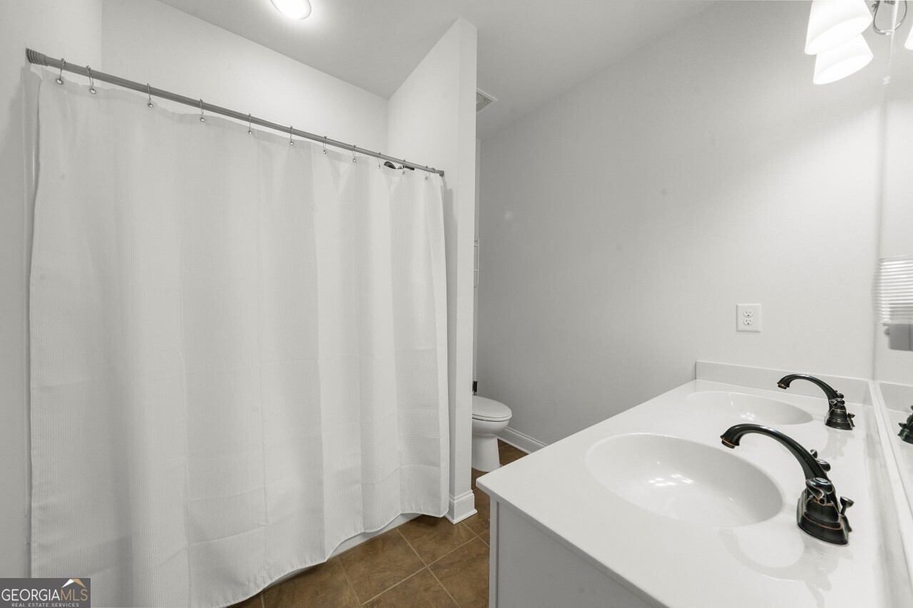 410 Rose Garden Lane Property Photo 37