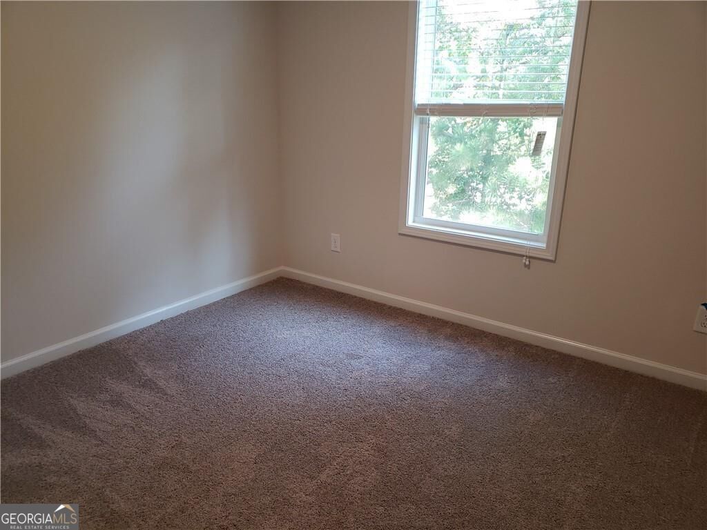 2725 Daybreak Court Nw Property Photo 16