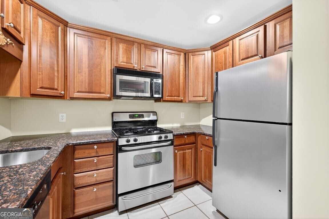4207 Wyndam Hill Drive Property Photo 45