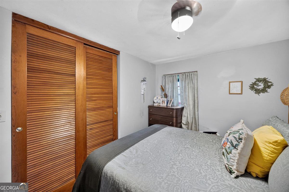 216 Harris Street Property Photo 12