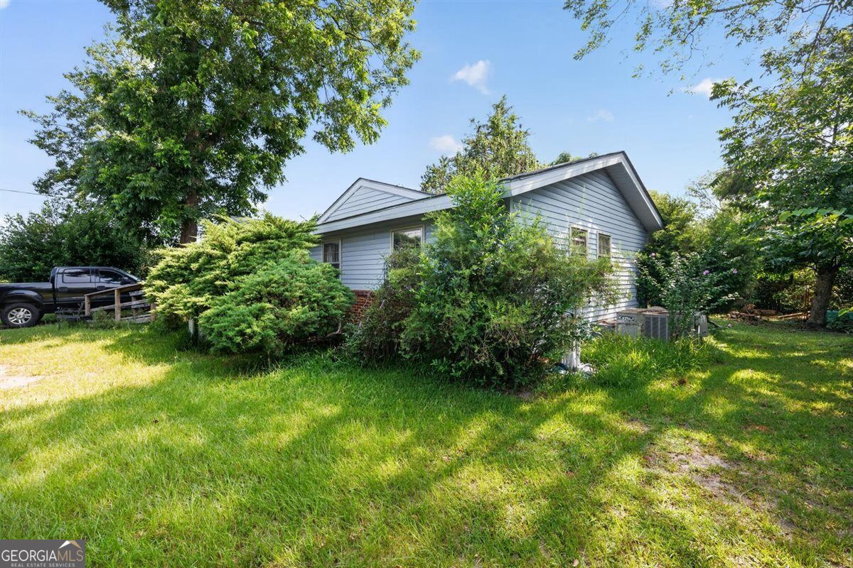 216 Harris Street Property Photo 18