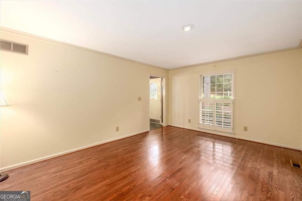 2123 Mountain Creek Drive Property Photo 12