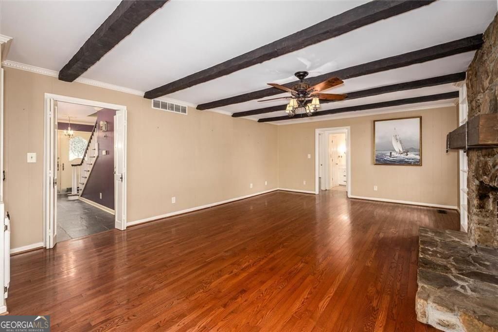 2123 Mountain Creek Drive Property Photo 21