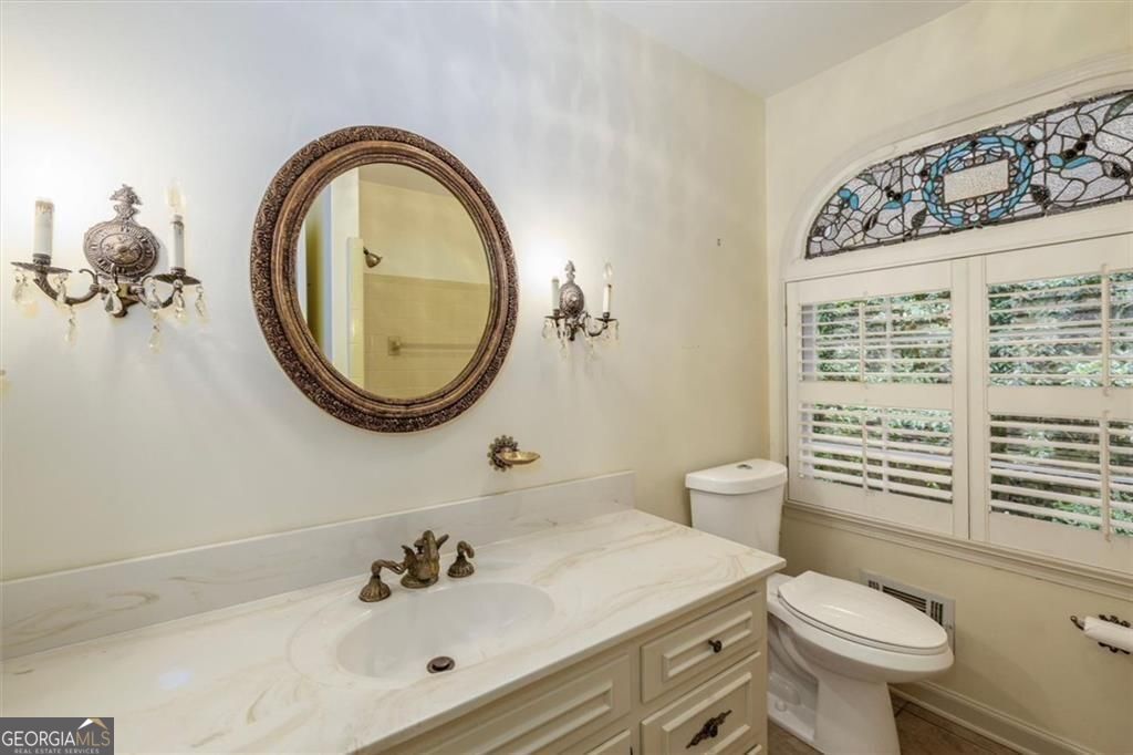 2123 Mountain Creek Drive Property Photo 22