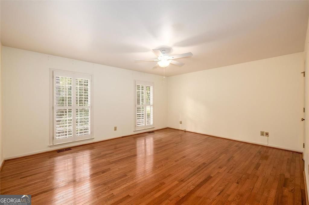 2123 Mountain Creek Drive Property Photo 23