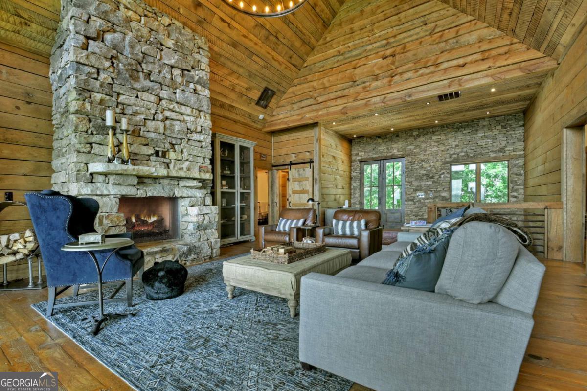 440 Cochise Road Property Photo 16