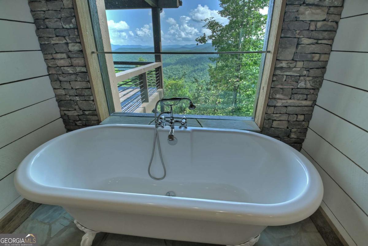 440 Cochise Road Property Photo 36