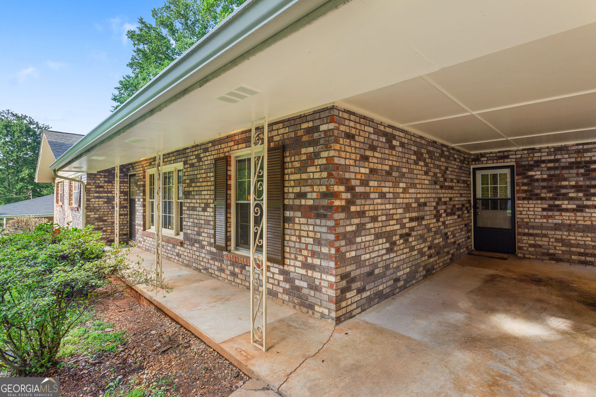 515 Shay Drive Sw Property Photo 4