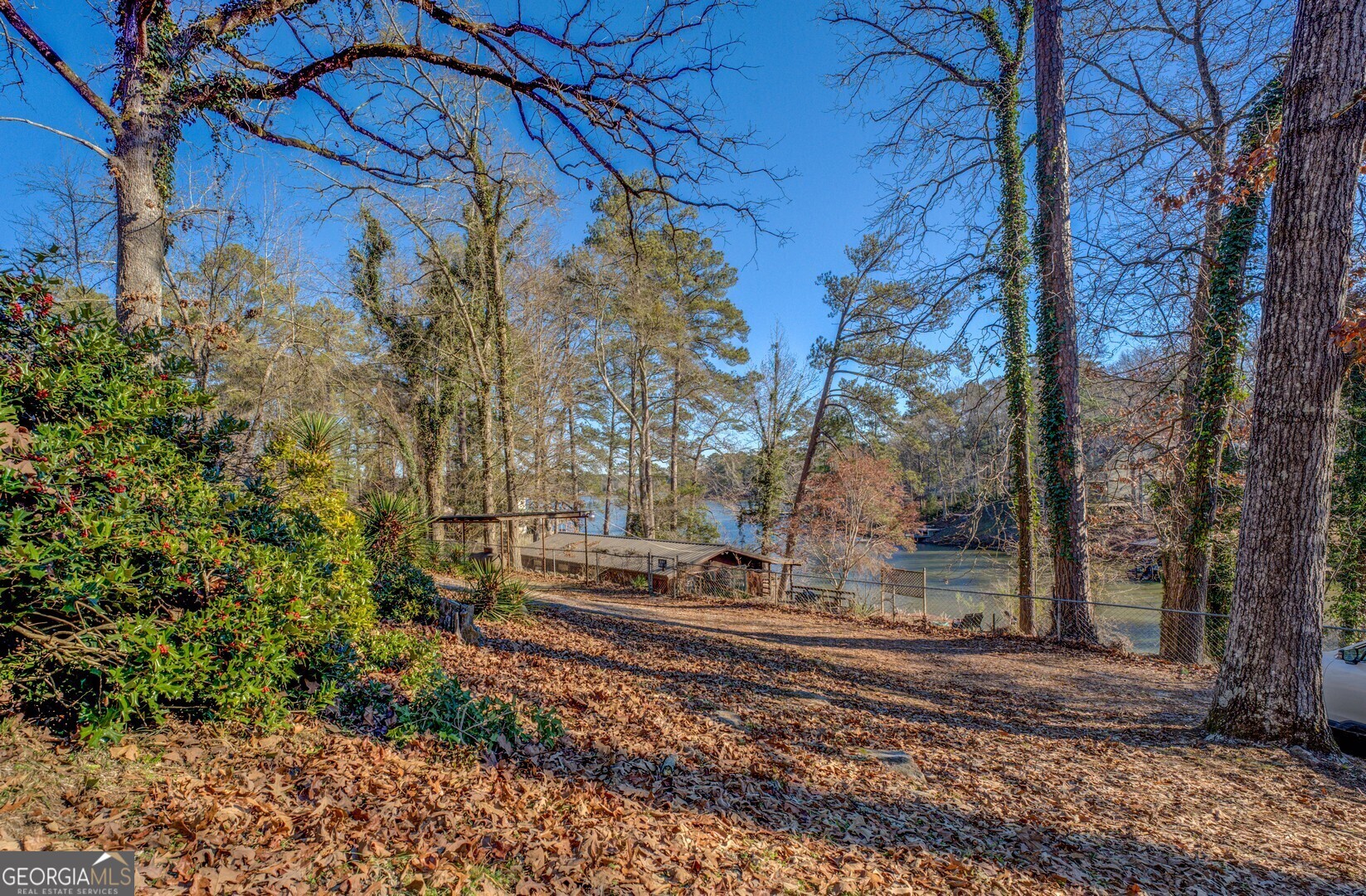 126 Shannon Way Property Photo 6