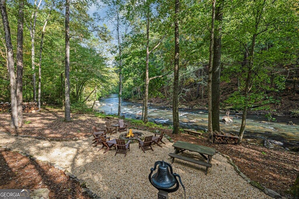 325 Whitewater Falls Trail Property Photo 3