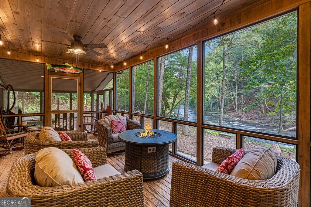325 Whitewater Falls Trail Property Photo 12