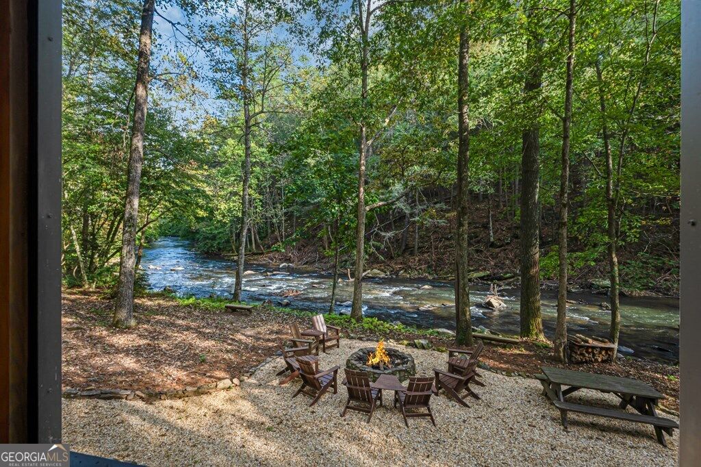 325 Whitewater Falls Trail Property Photo 13