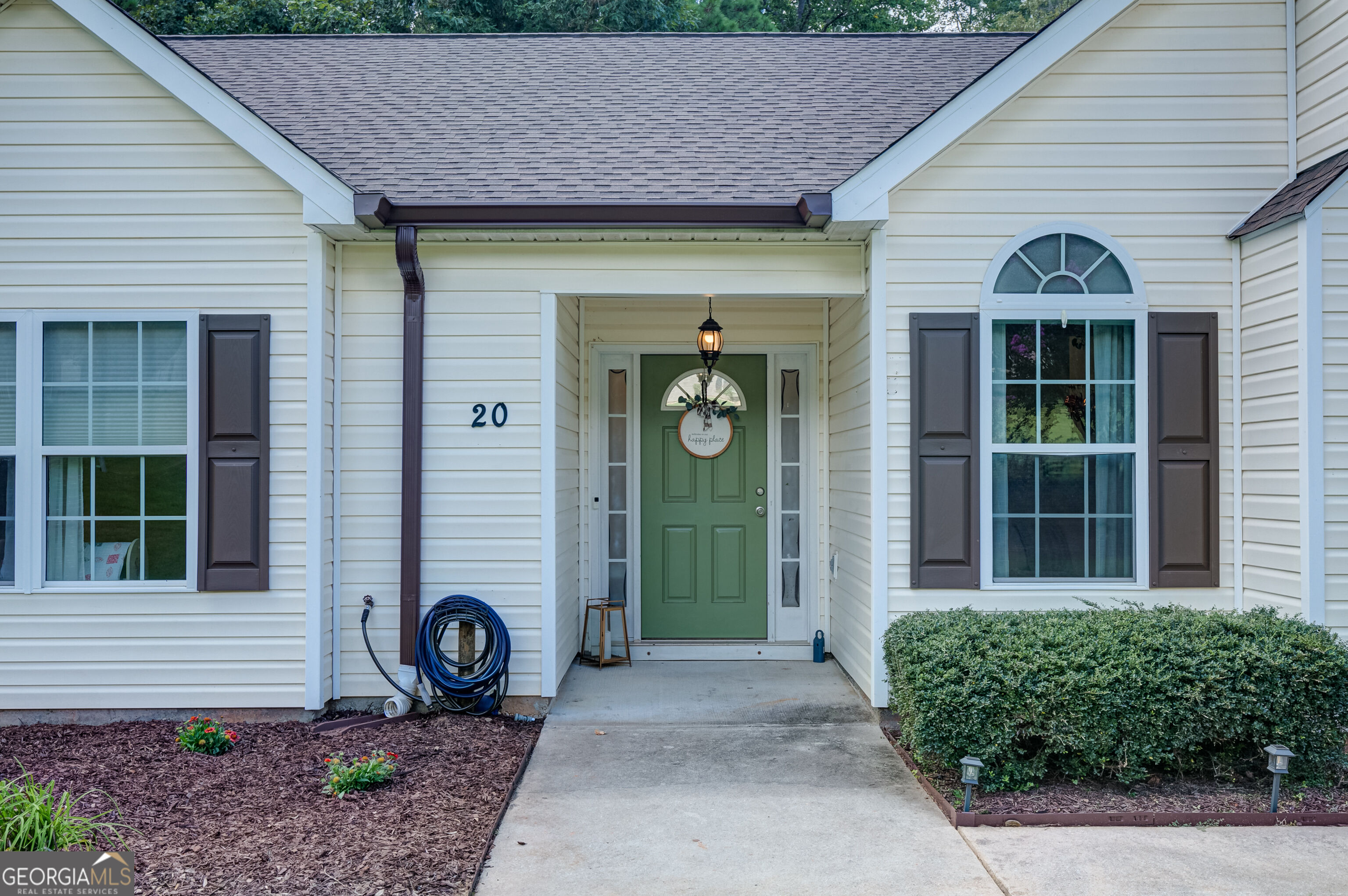 20 Walton Woods Court Property Photo 6