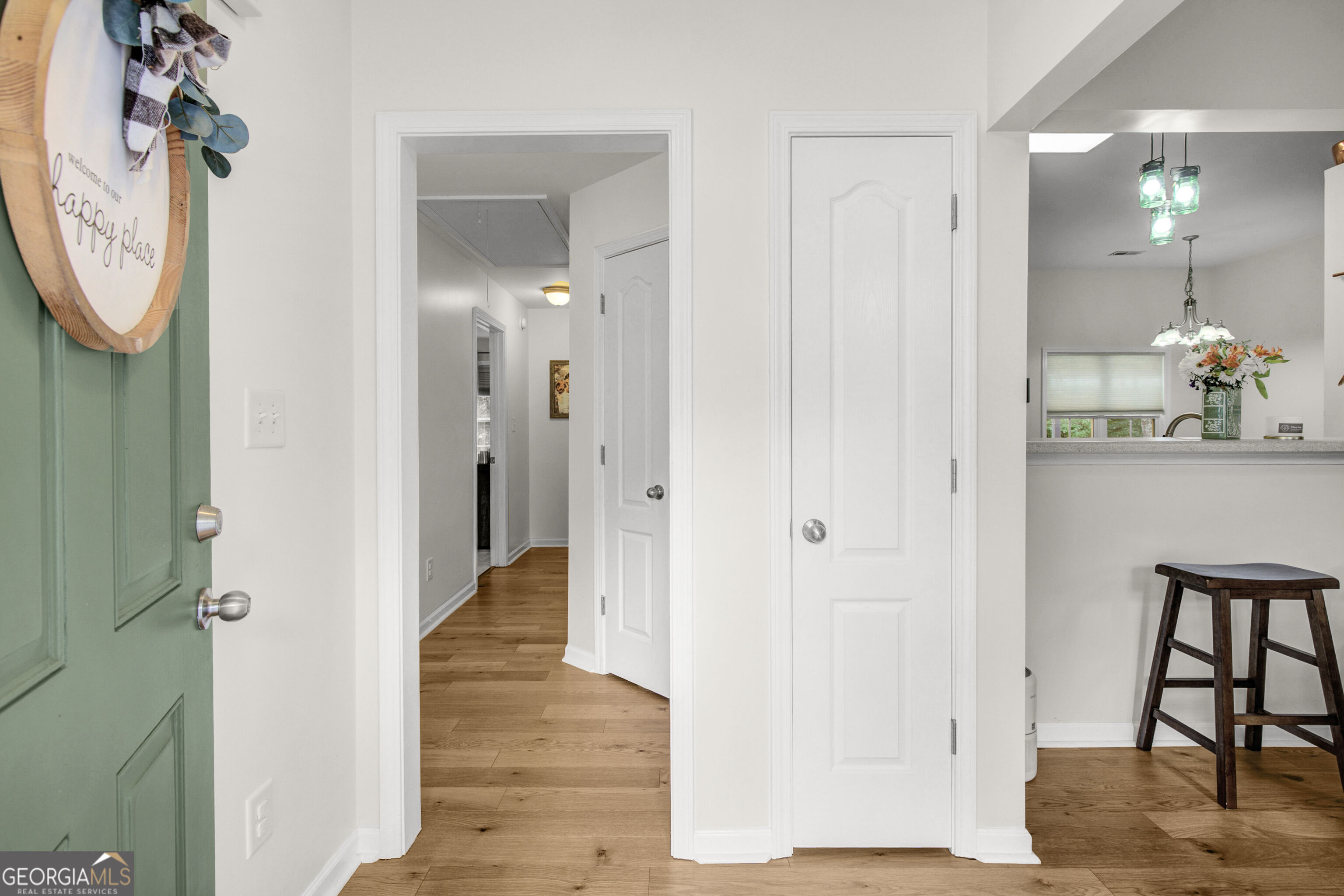 20 Walton Woods Court Property Photo 8