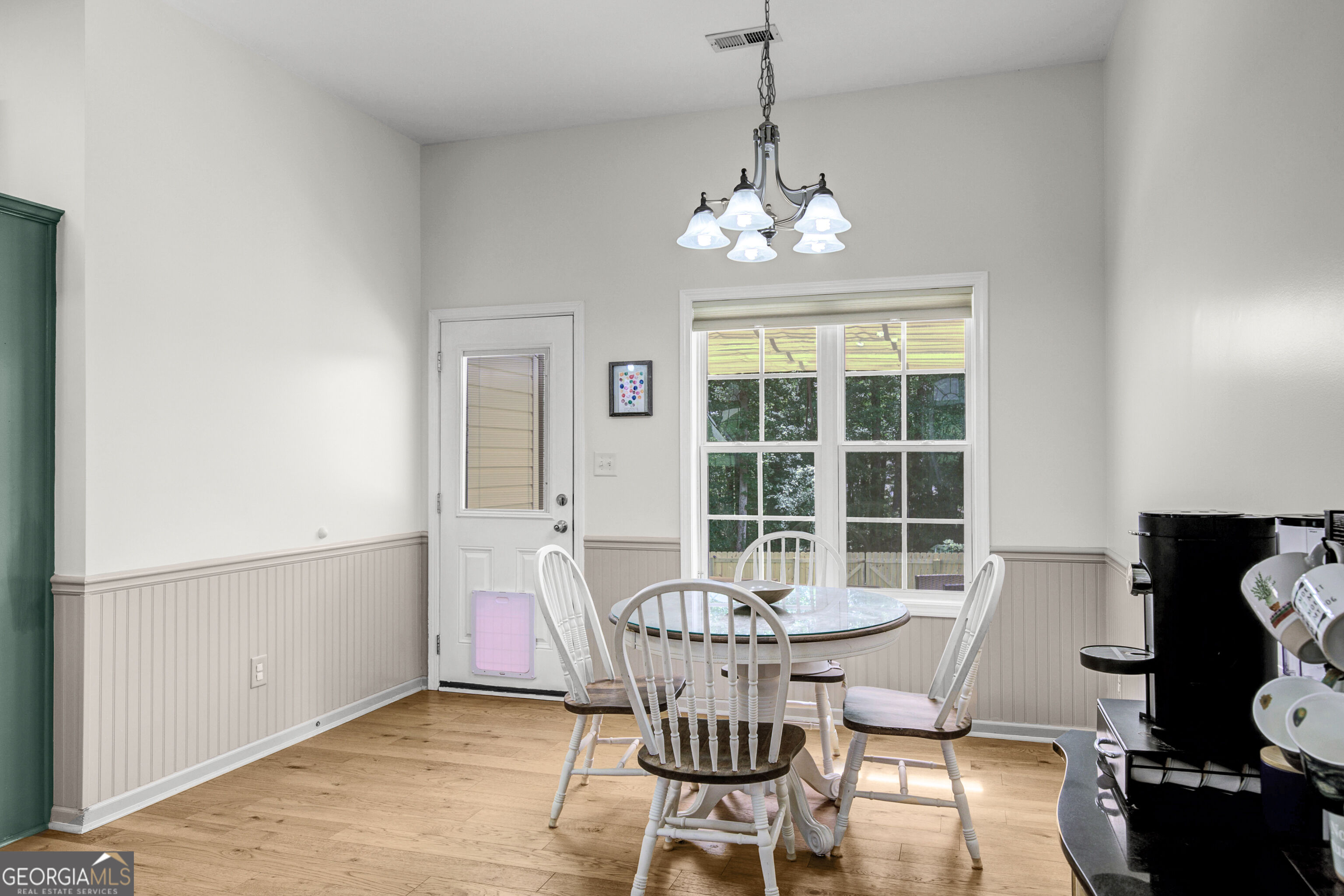 20 Walton Woods Court Property Photo 14