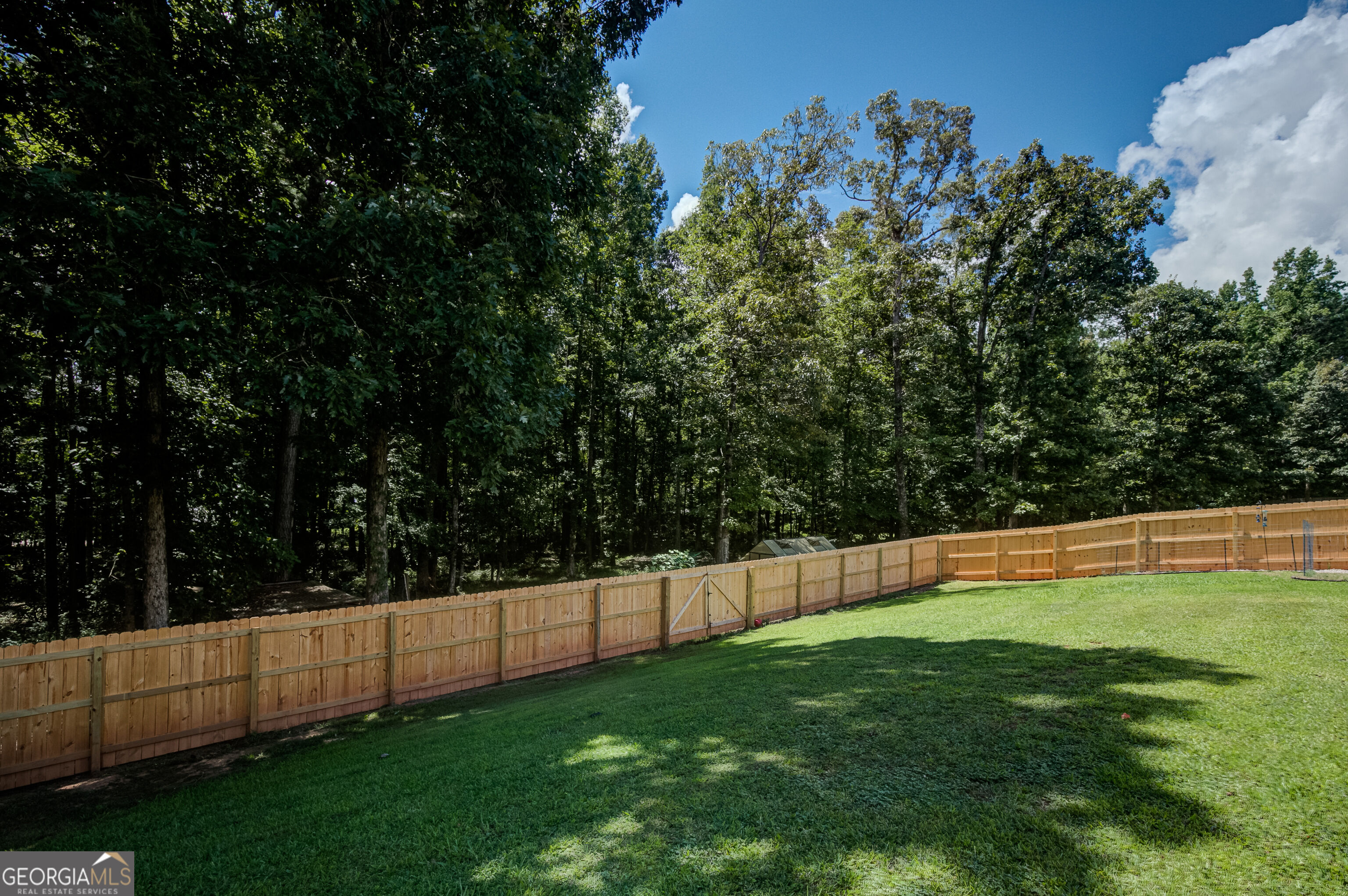 20 Walton Woods Court Property Photo 35