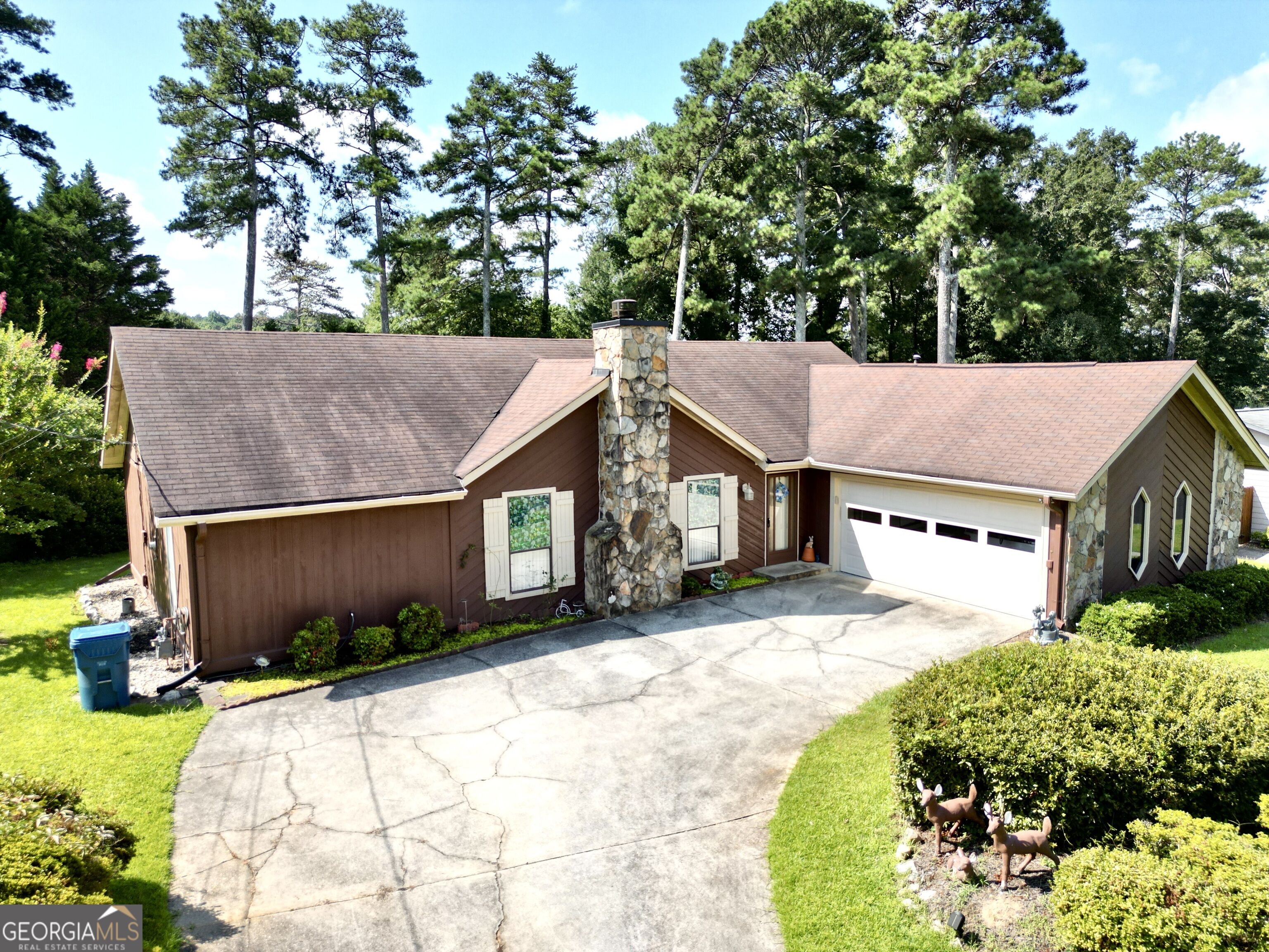 1166 Lakeridge Court Property Photo 1