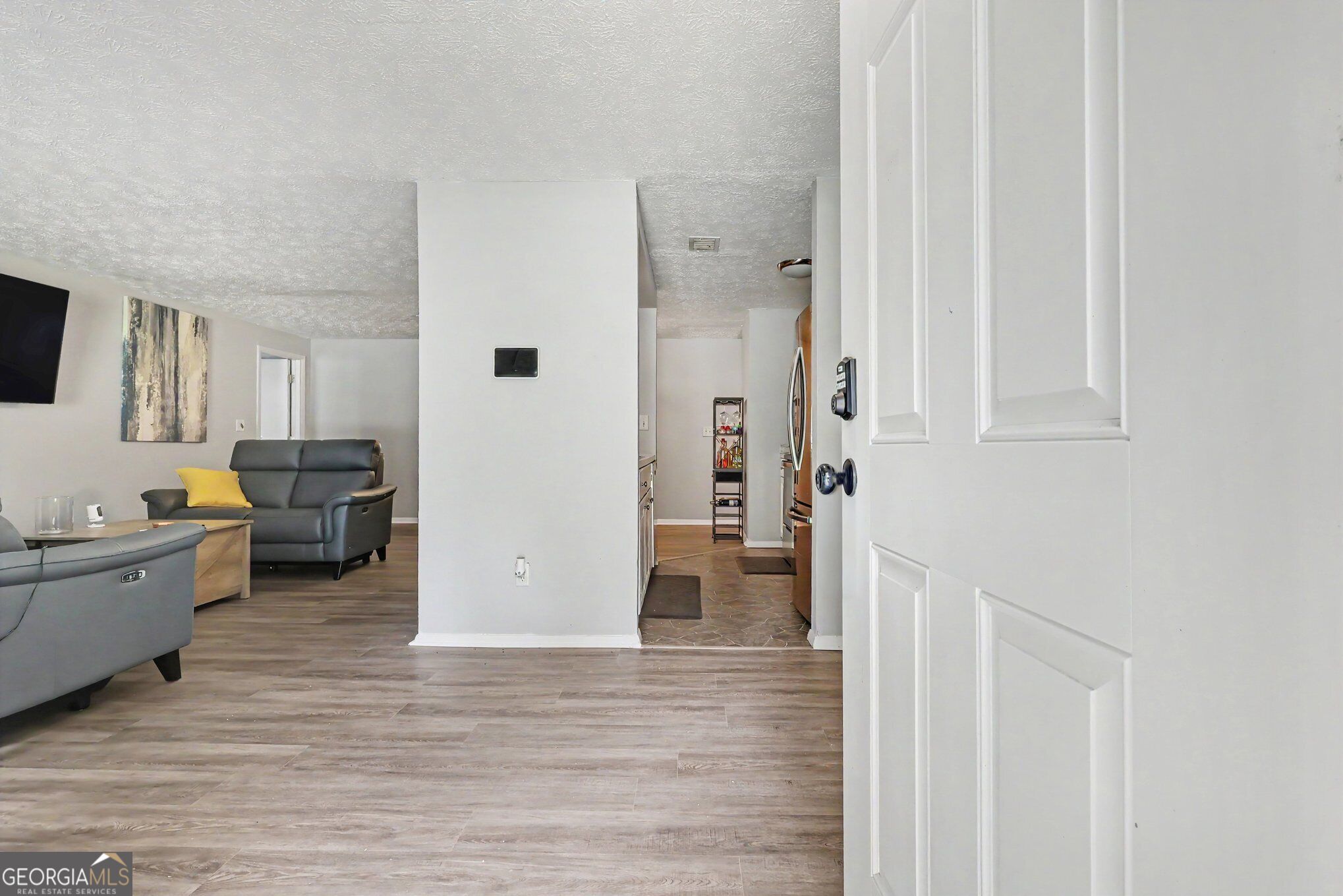 3286 Tasman Court Property Photo 4