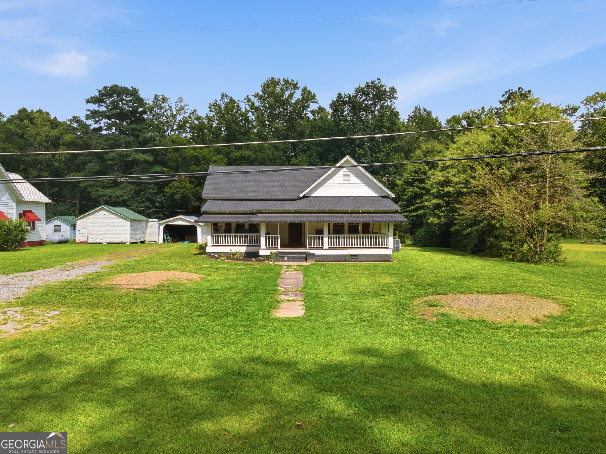 199 Grady Road Property Photo 4