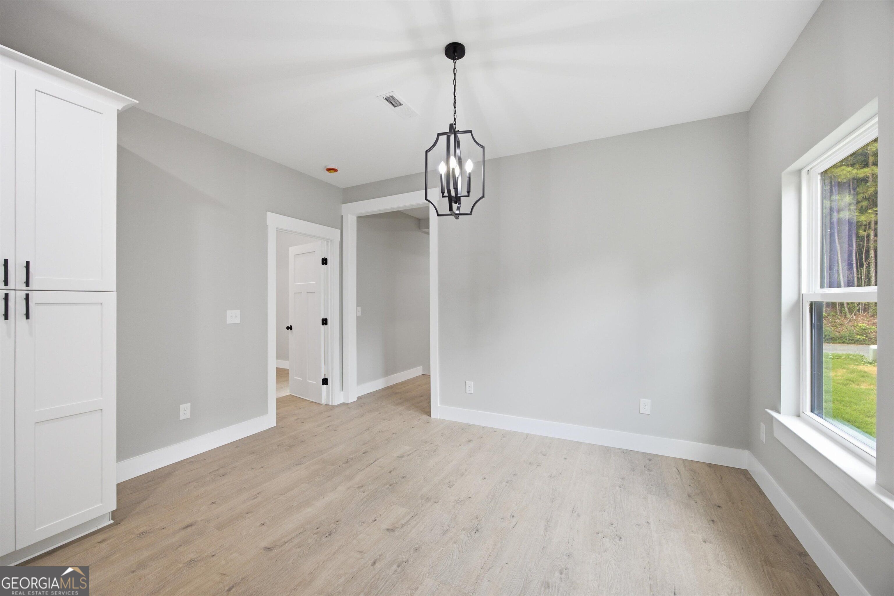 133 Washington Street Property Photo 8