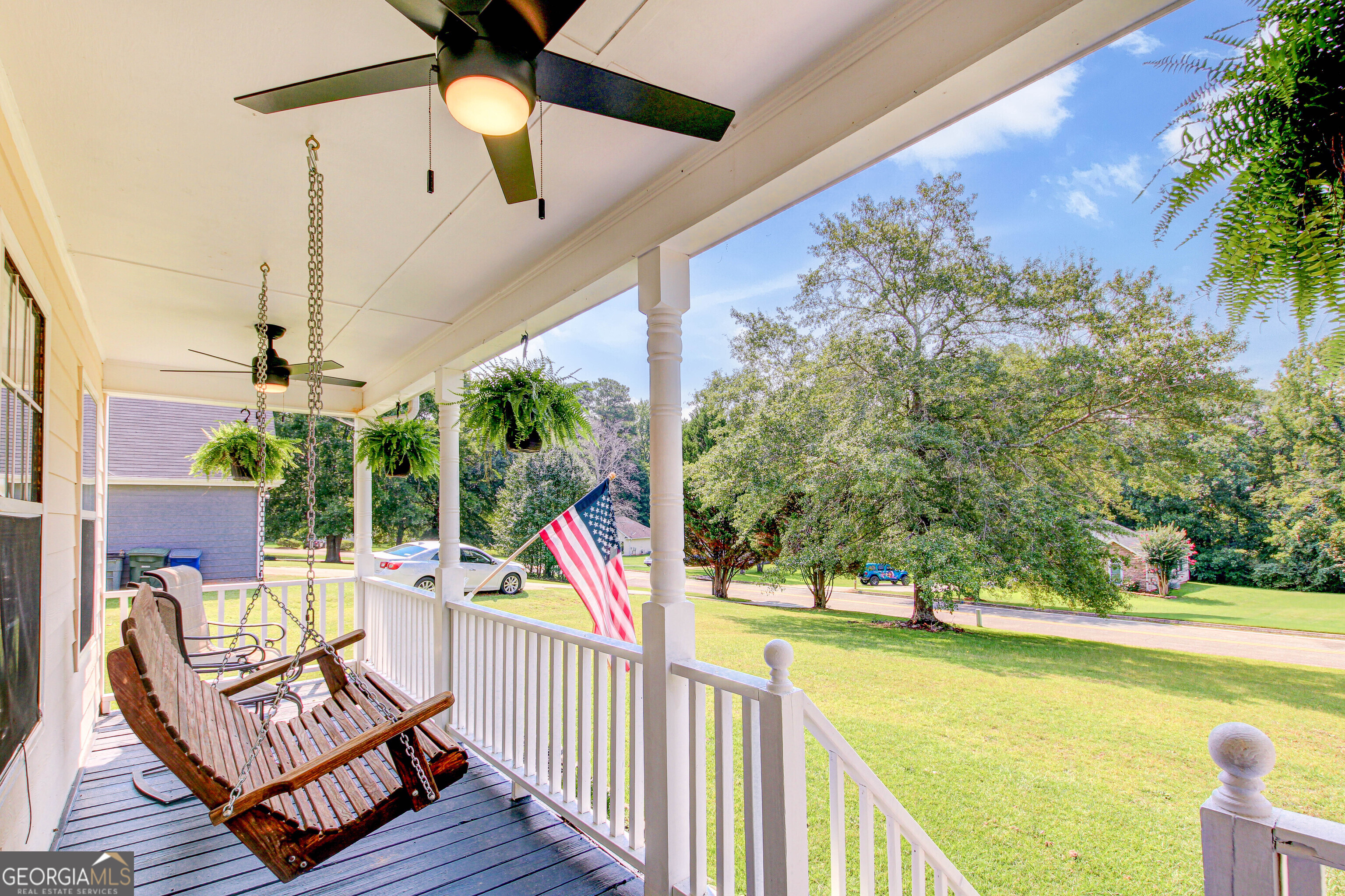 121 Chariot Drive Property Photo 2