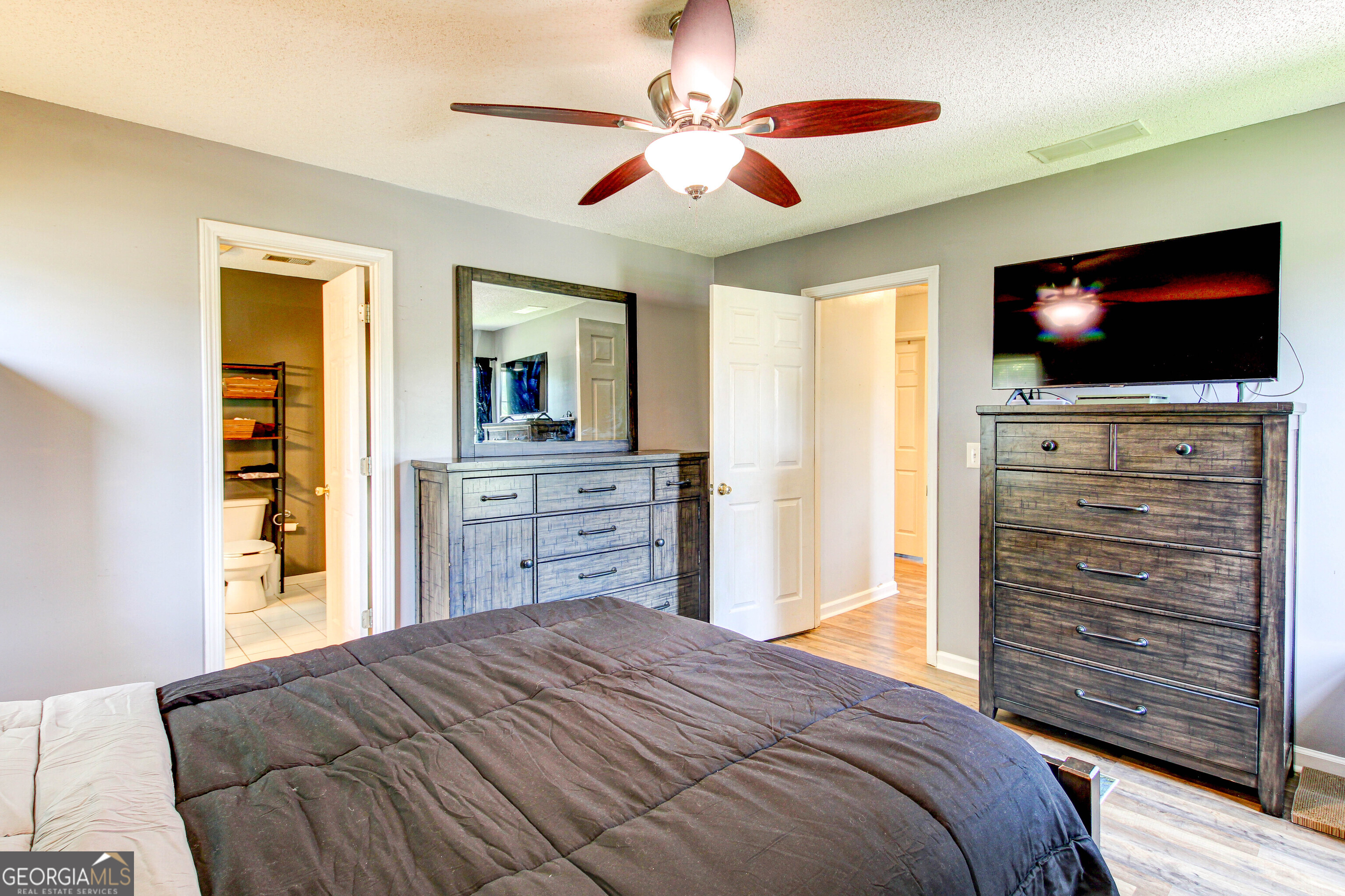 121 Chariot Drive Property Photo 32