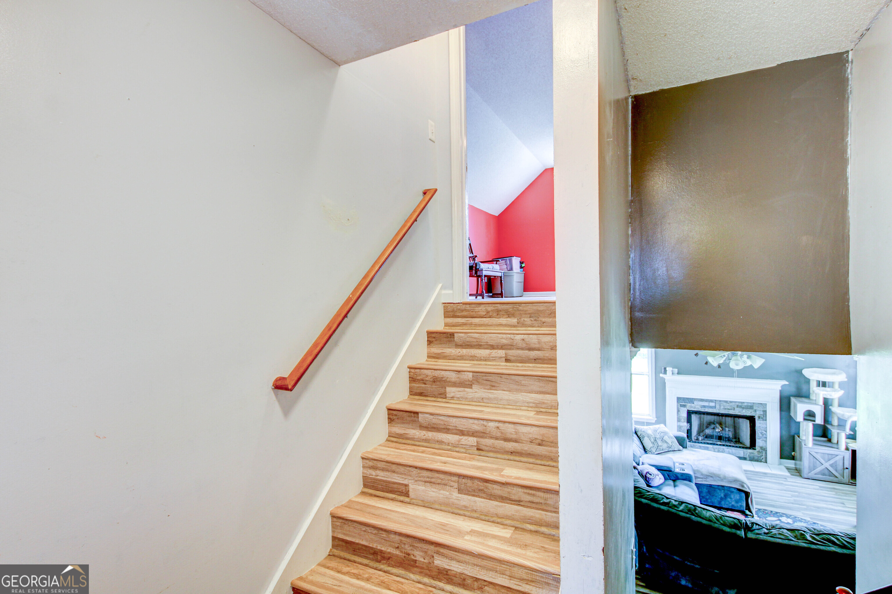 121 Chariot Drive Property Photo 39