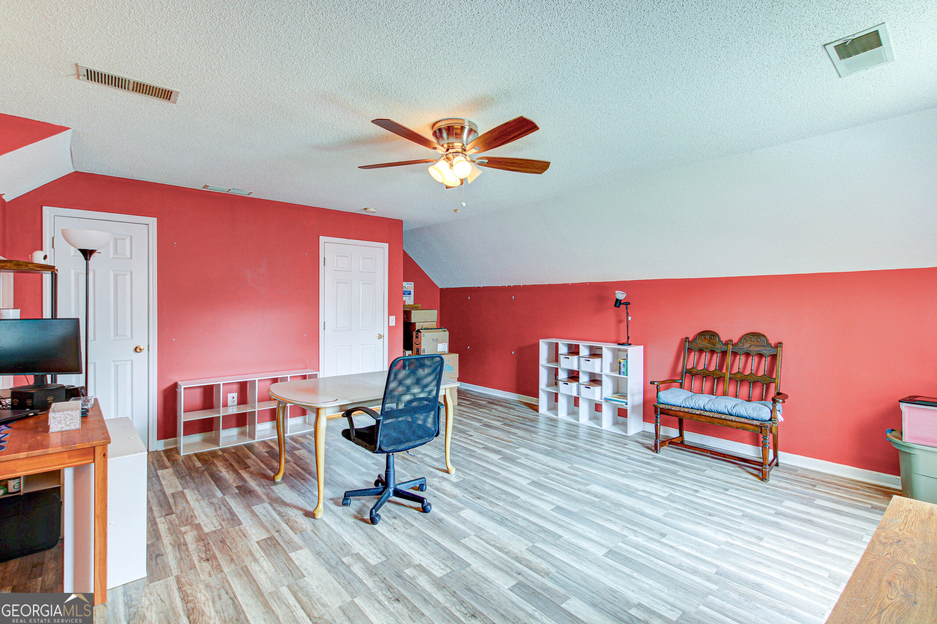 121 Chariot Drive Property Photo 42