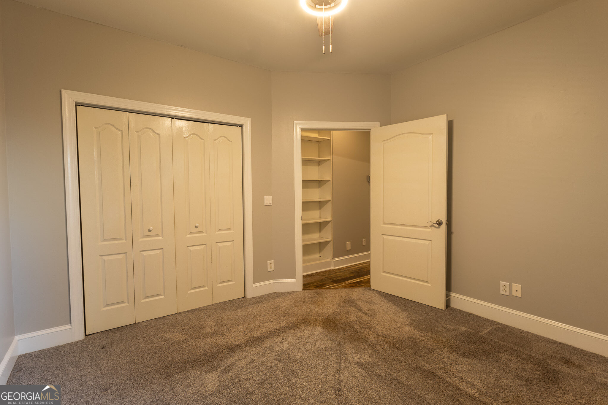 111 Charleston Court Property Photo 30