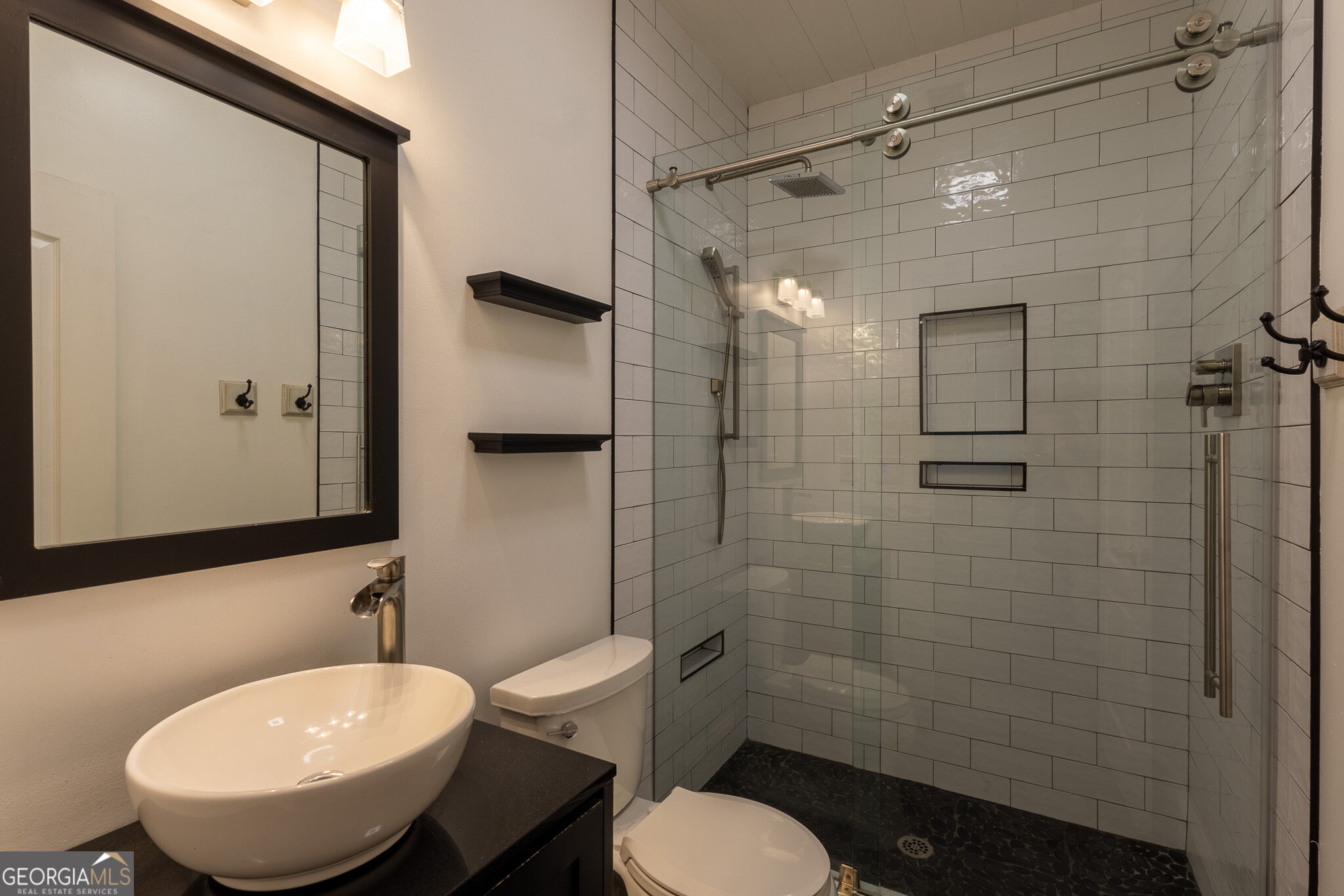 111 Charleston Court Property Photo 34