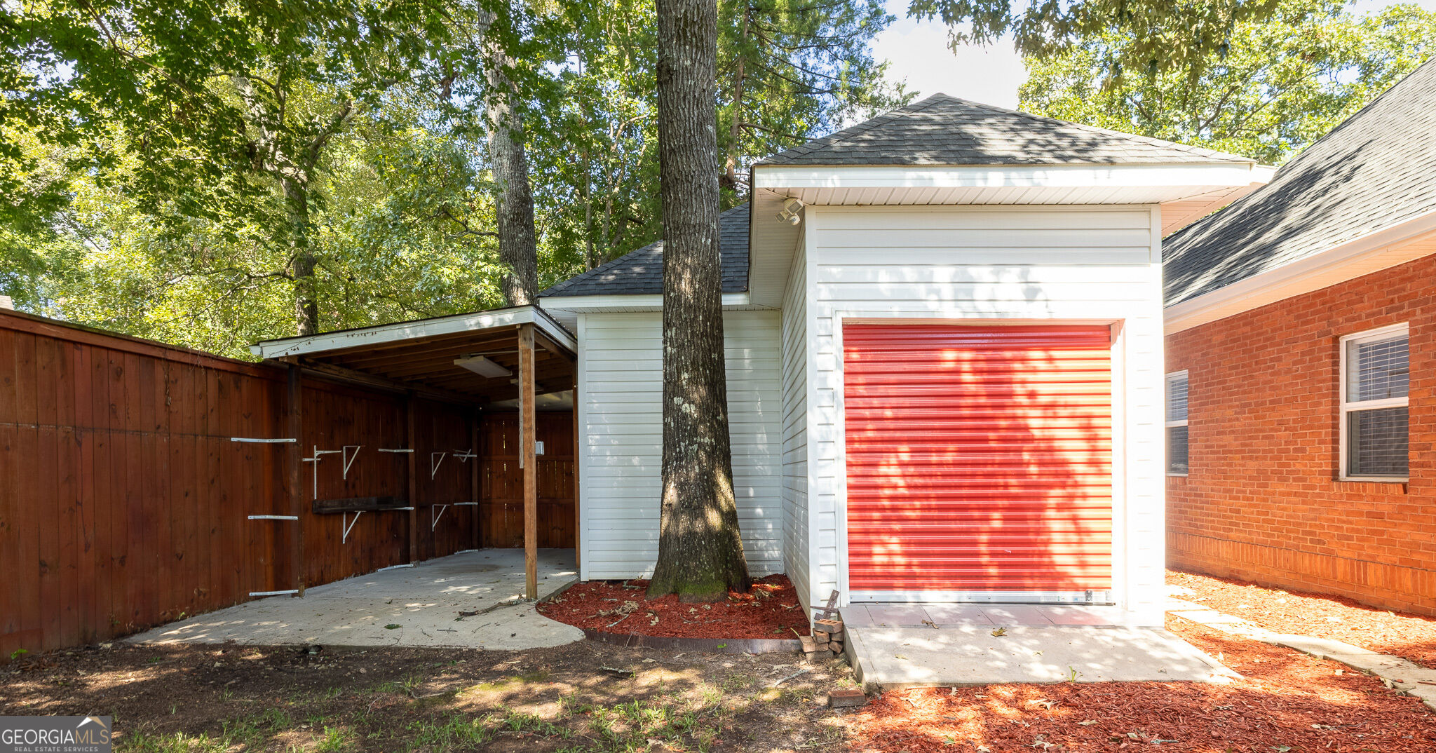 111 Charleston Court Property Photo 46
