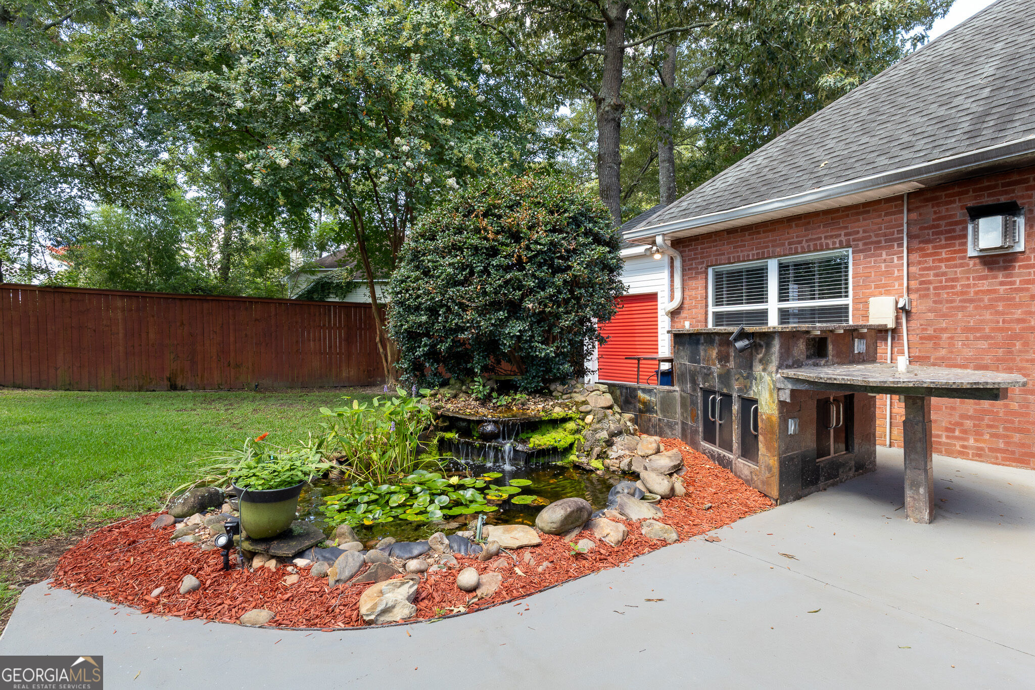111 Charleston Court Property Photo 48