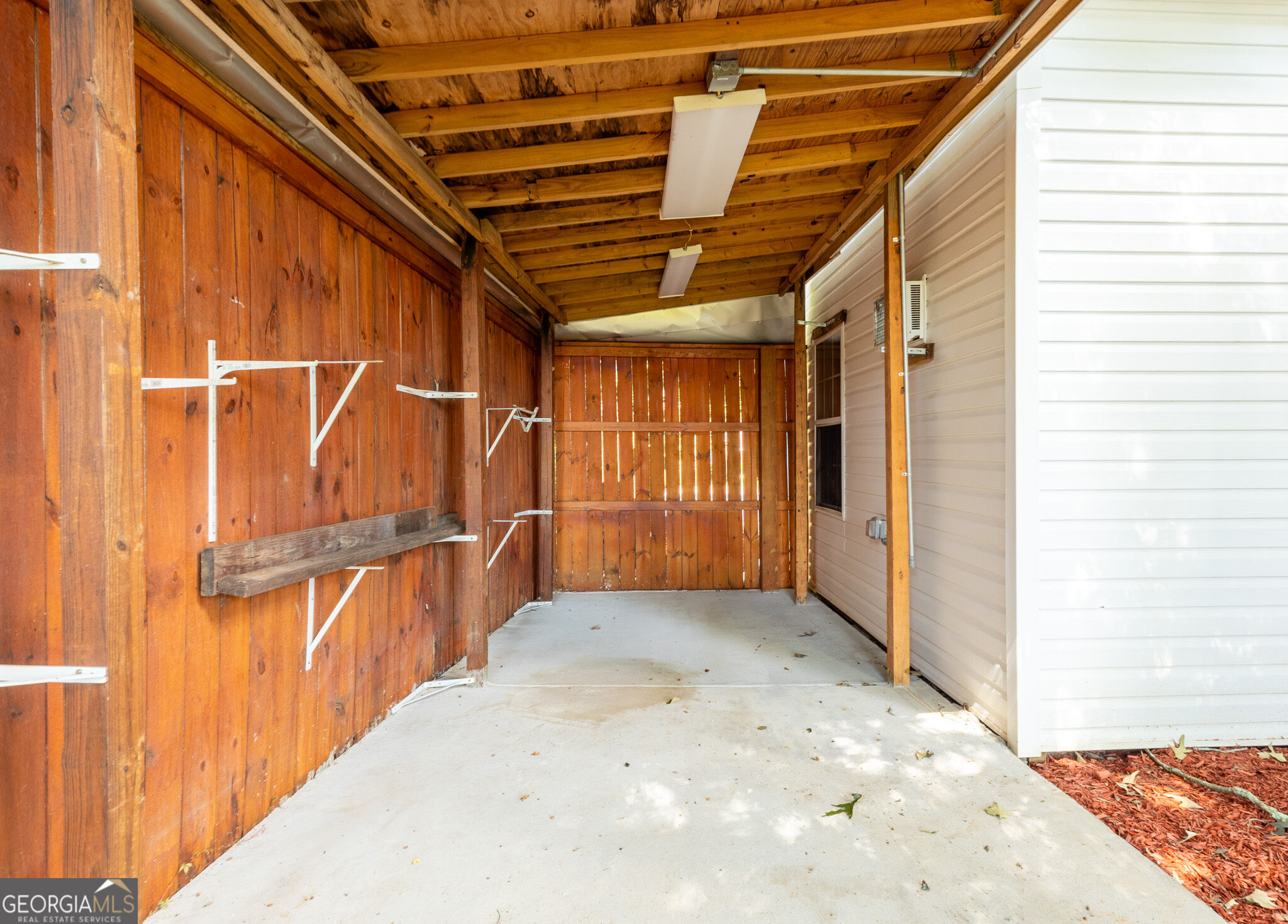 111 Charleston Court Property Photo 53