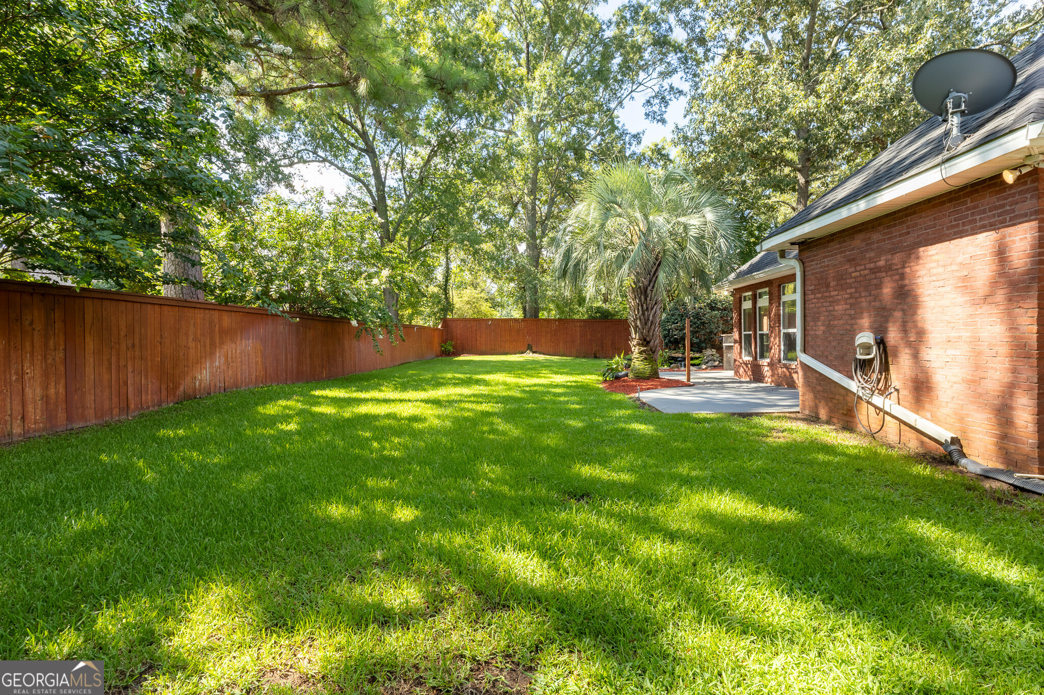 111 Charleston Court Property Photo 54
