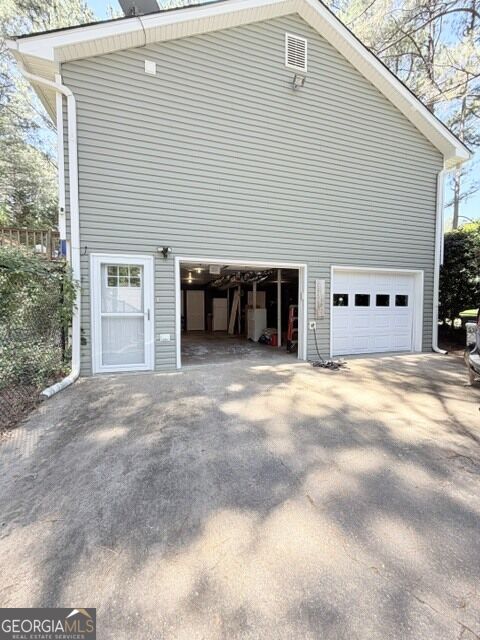 15 Briarwood Lane Property Photo 31