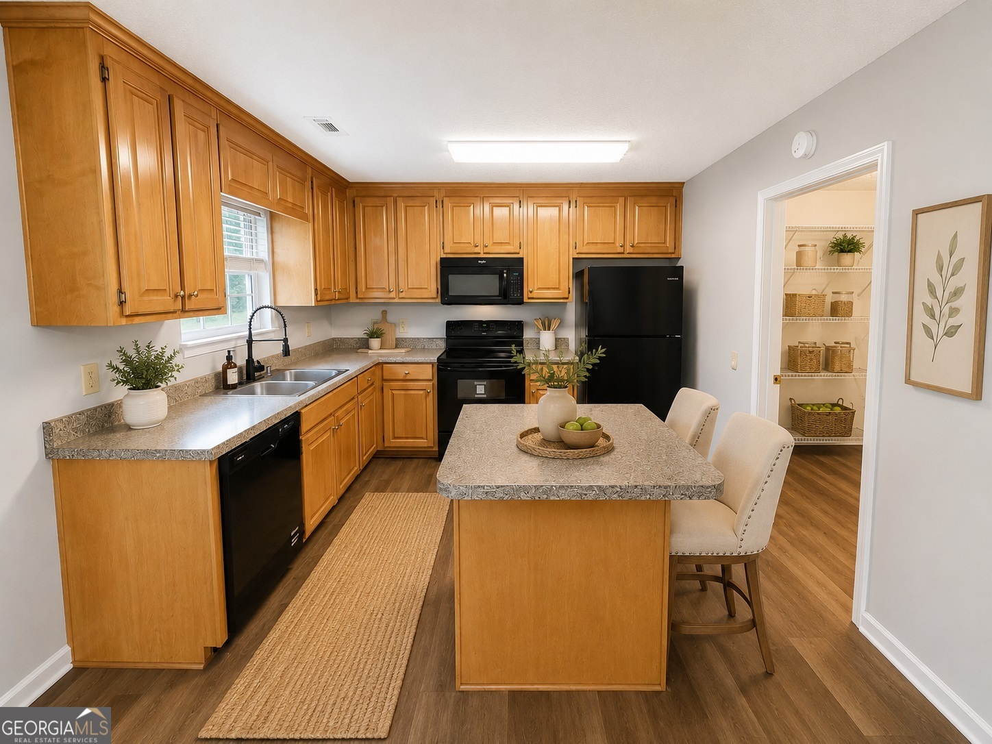 102 Westwood Drive Property Photo 11