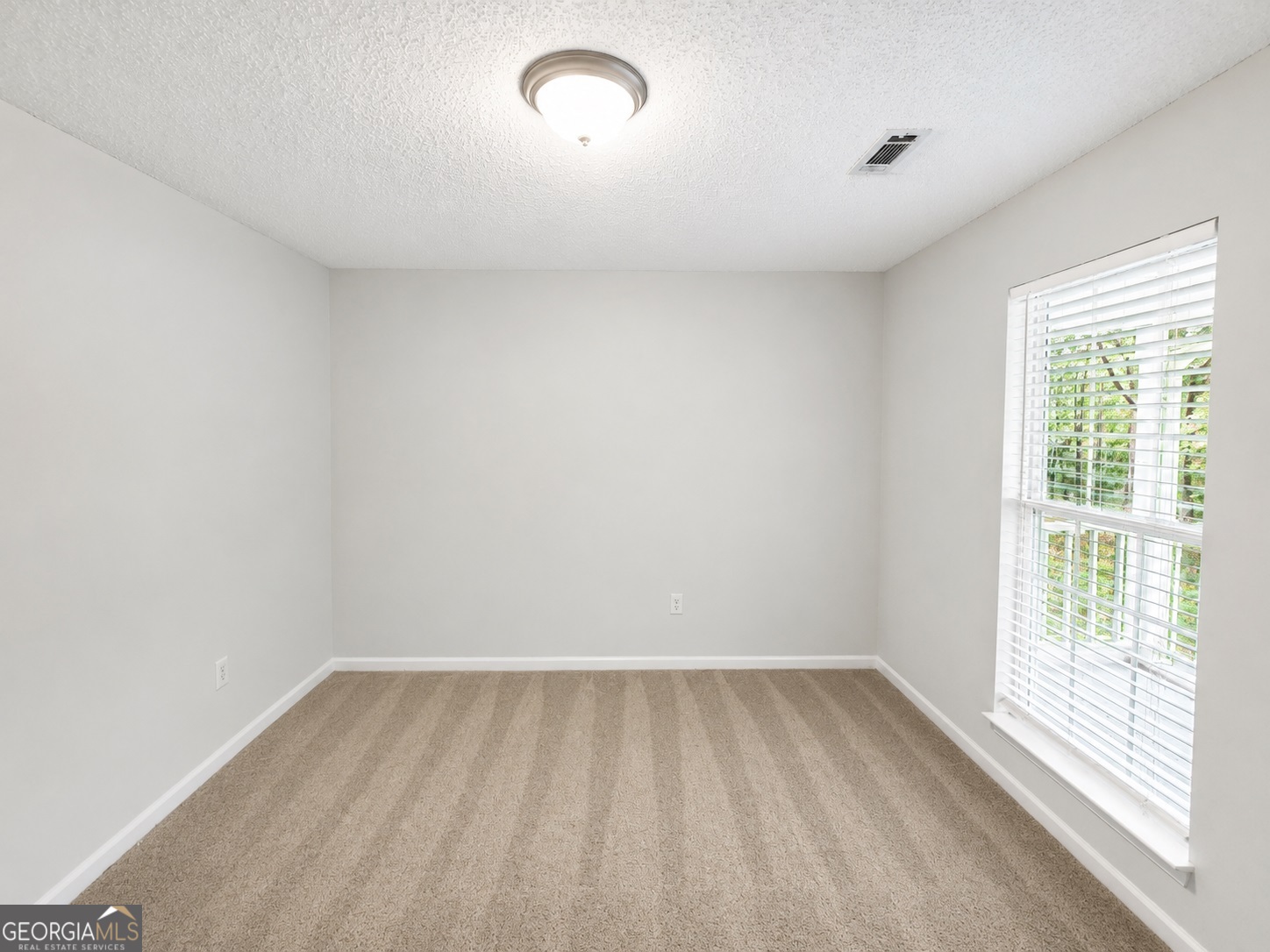 102 Westwood Drive Property Photo 28