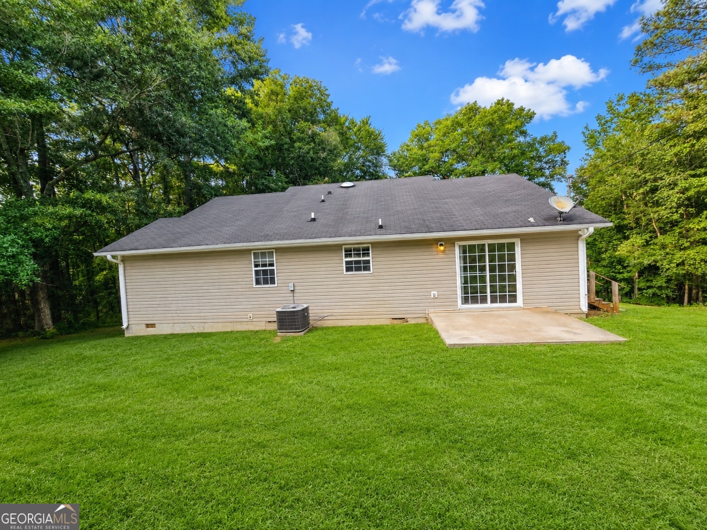 102 Westwood Drive Property Photo 40
