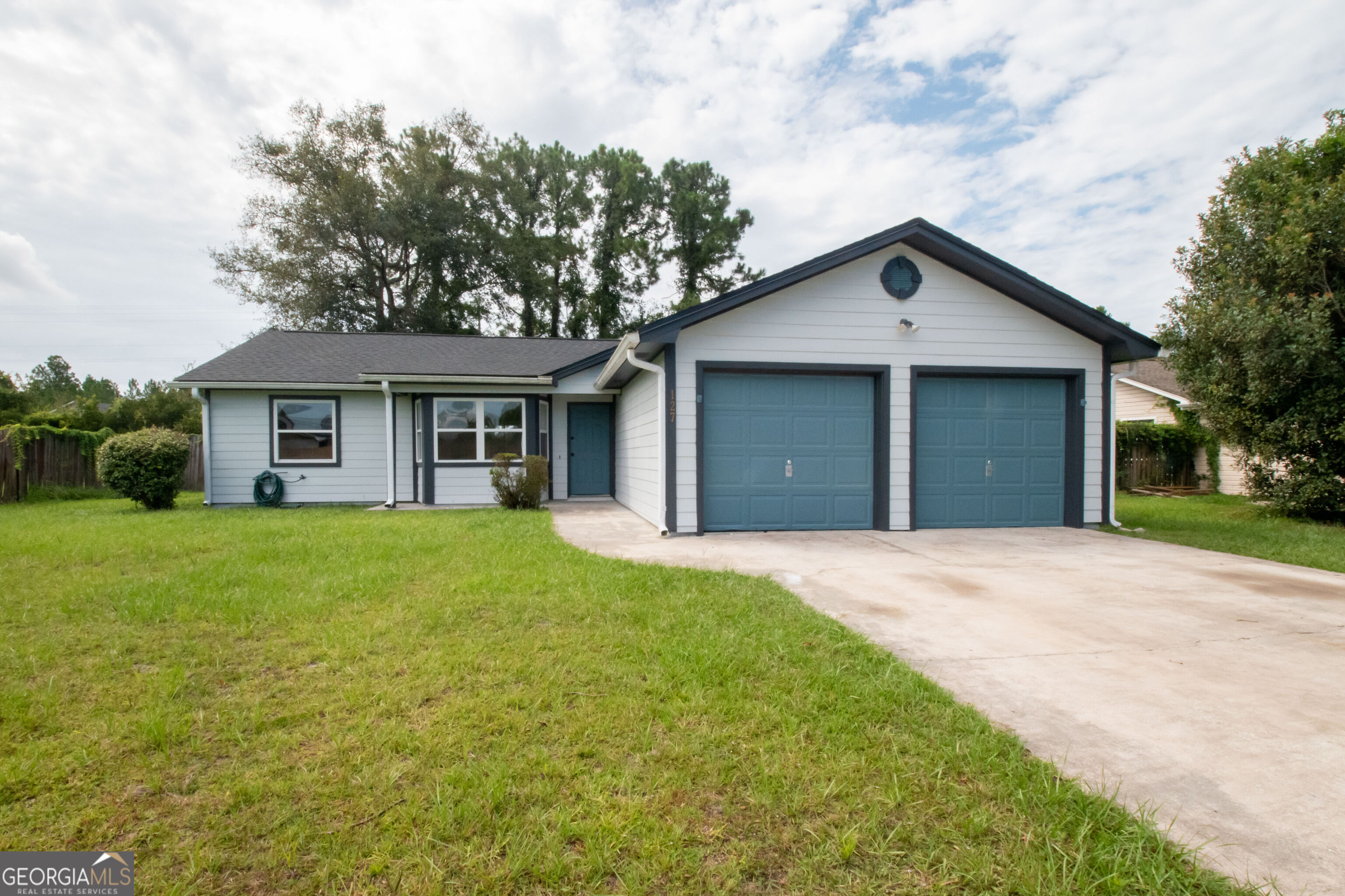 127 Fairfield Drive Property Photo 1