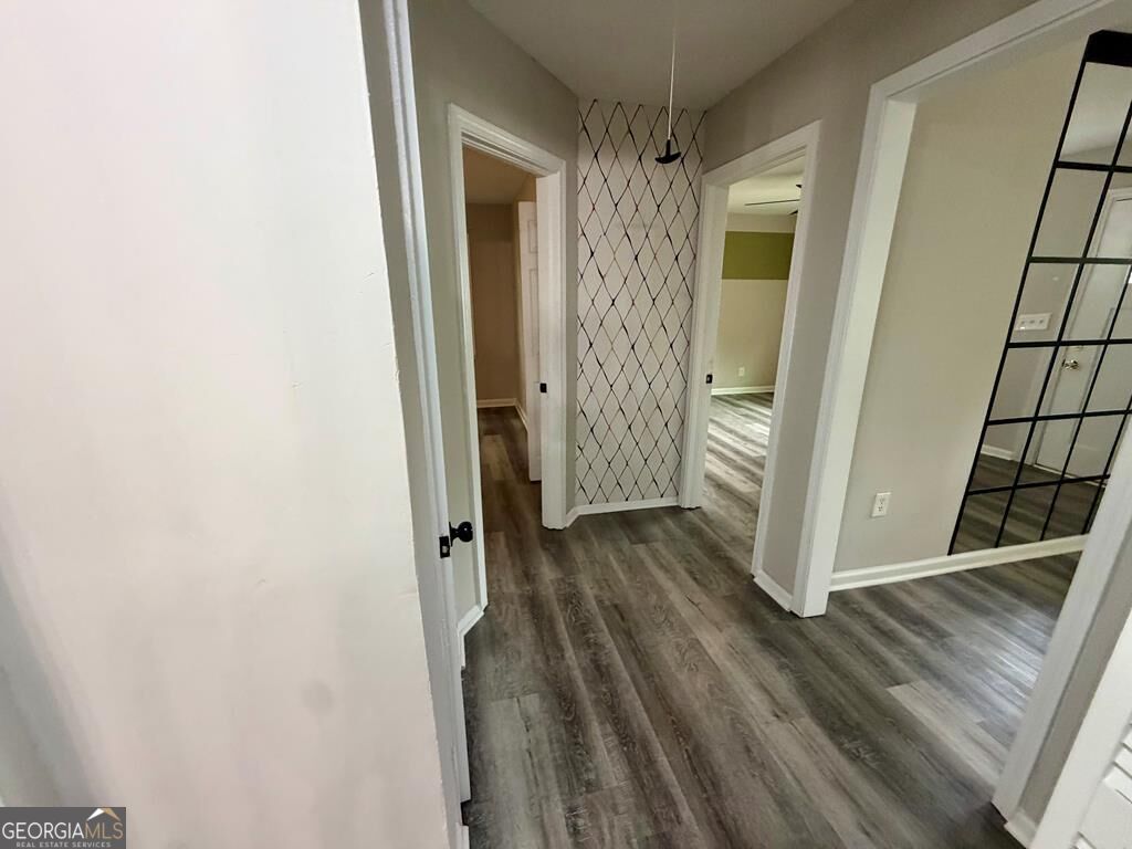 2190 Gordon Circle Se Property Photo 14