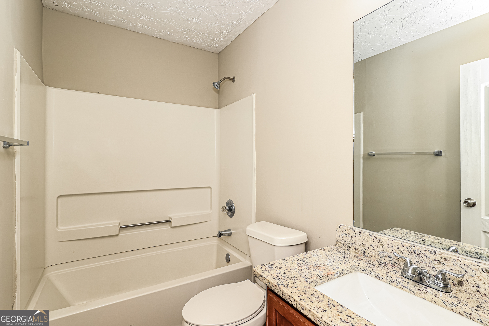 6898 Smoke Ridge Drive Property Photo 17